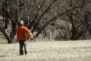 kid-playing-with-ball-Charlotte-Child-Custody-Lawyers-300x200